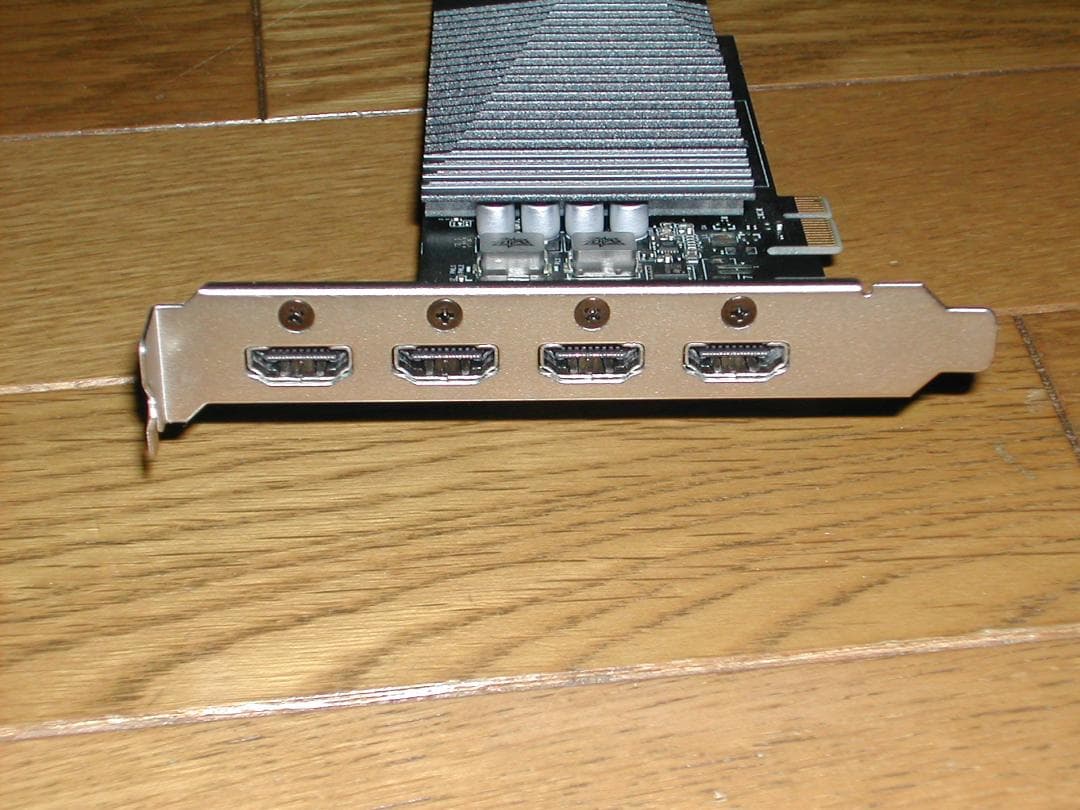ASUS　GT710-4H-SL-2GD5　ファンレスグラボ　X1接続