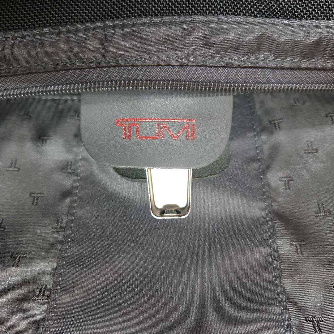 TUMI トゥミ ガーメントケース ビジネスバック スーツ 出張 ショルダー付