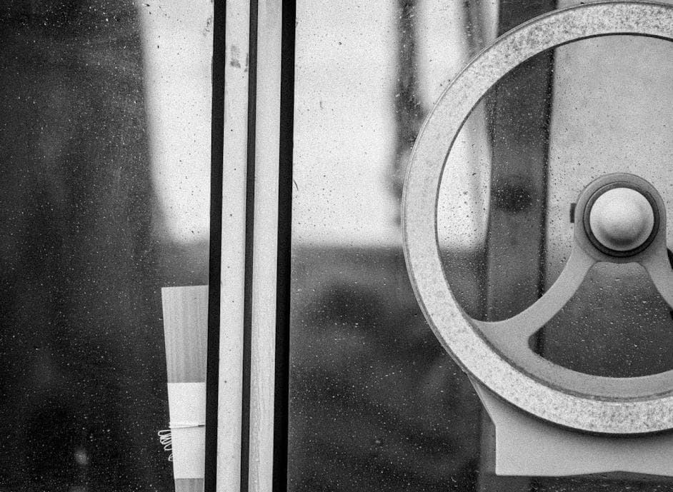 緊急処分綺麗なNikon F(富士山三角ファインダー)／作例あり