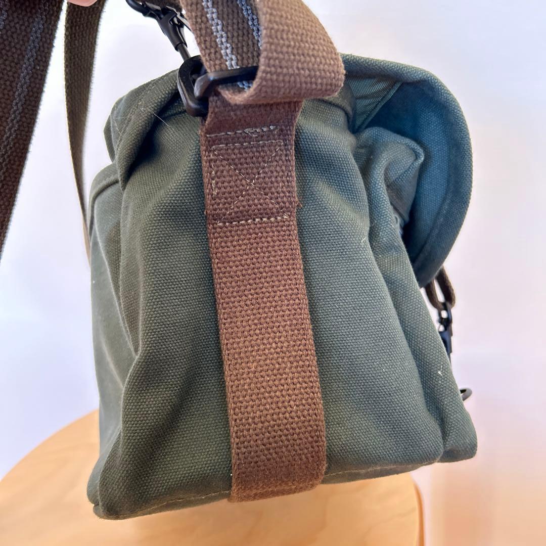 DOINK カメラバッグ オリーブグリーン