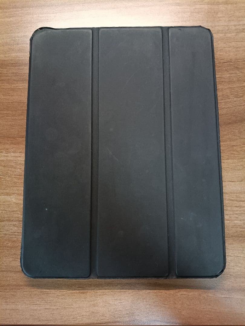 ipad air 第四世代　美品　カバー付き バッテリー容量100%