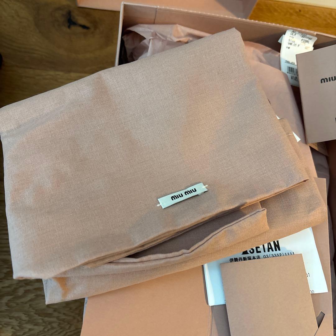 miumiuローファー　ベージュ　38.5