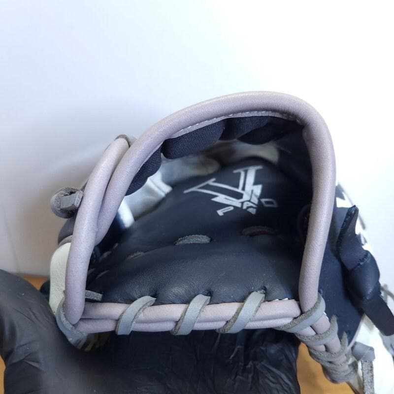 ローリングス MLB TEAM NYヤンキース アーロンジャッジ型 軟式グローブ