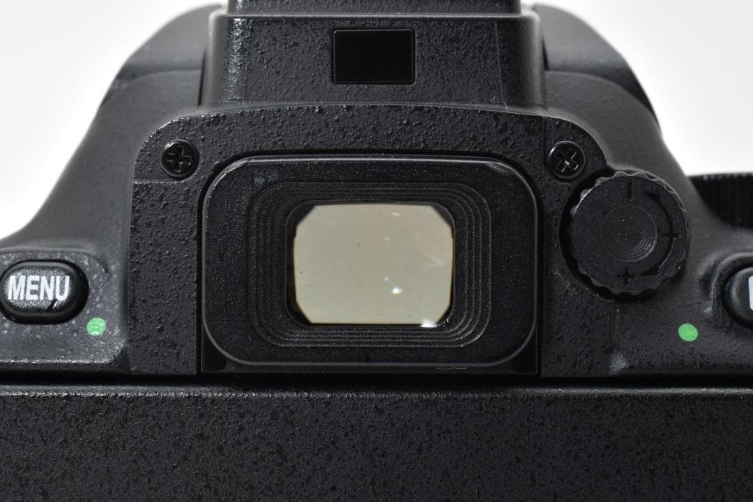 Nikon ニコン D5600 18-55VRレンズキット