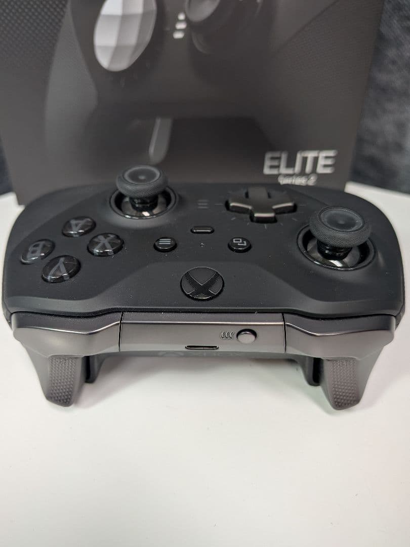 極美品 Xbox Elite ワイヤレスコントローラー Series 2