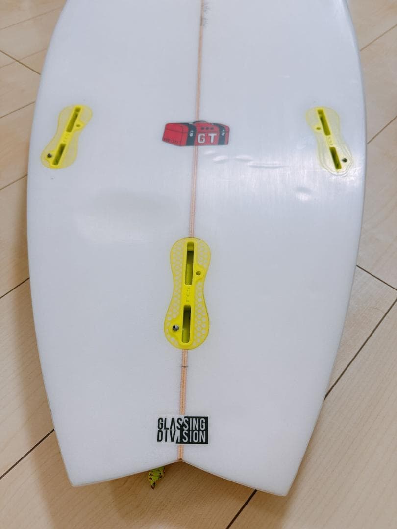 LSD GT スワローテール FCS2 5'7\" 23.1L