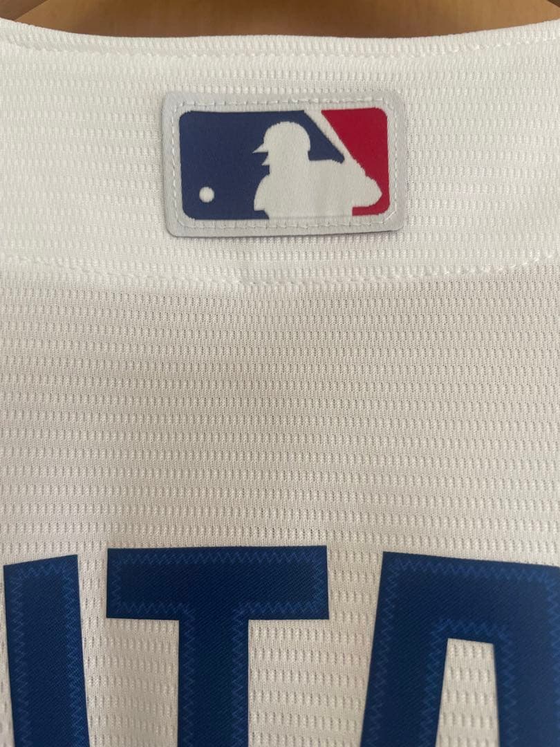 ★現地購入ペナント付き！ドジャース大谷翔平選手公式ユニフォーム Mサイズ