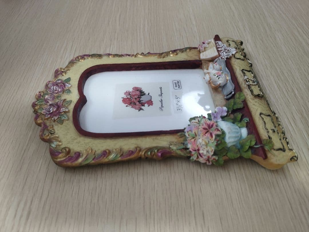 【新品】ヨーロピアン写真立て、フォトフレーム 写真入れ 花 ティーカップ 花瓶