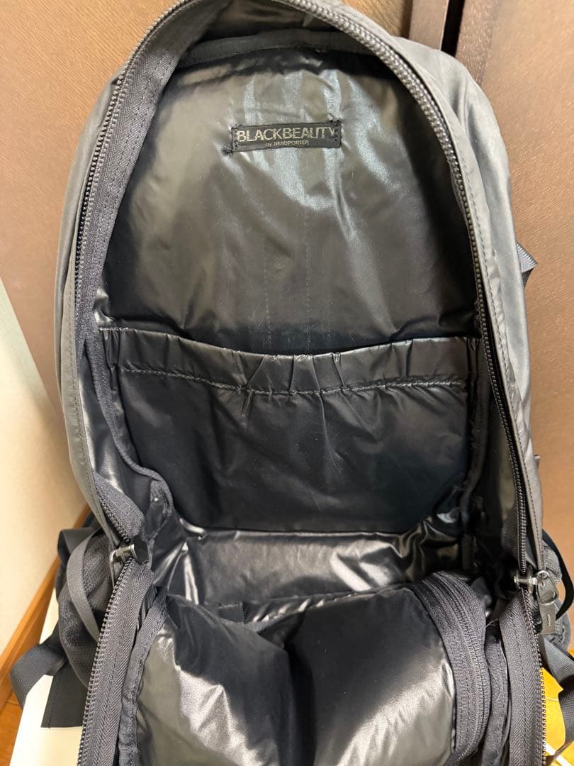 HEADPORTER BLACKBEAUTY バッグパック