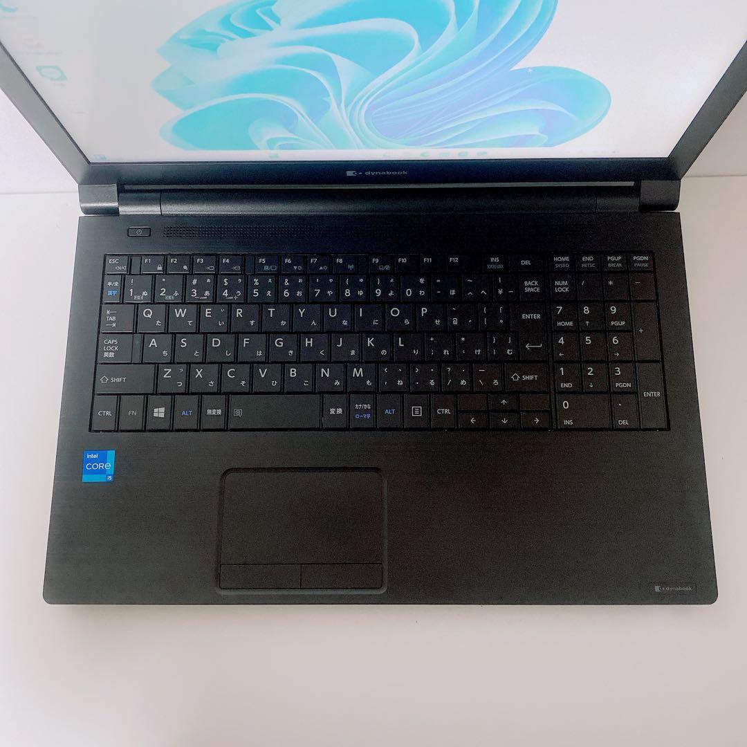 【美品】ダイナブック 爆速SSD512GB 8GB 第11世代パソコンPC