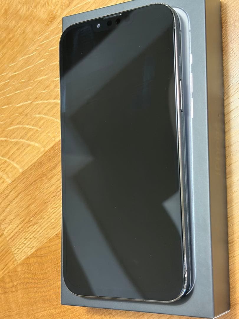 iPhone 13 Pro Max 256GB シルバー SIMフリー