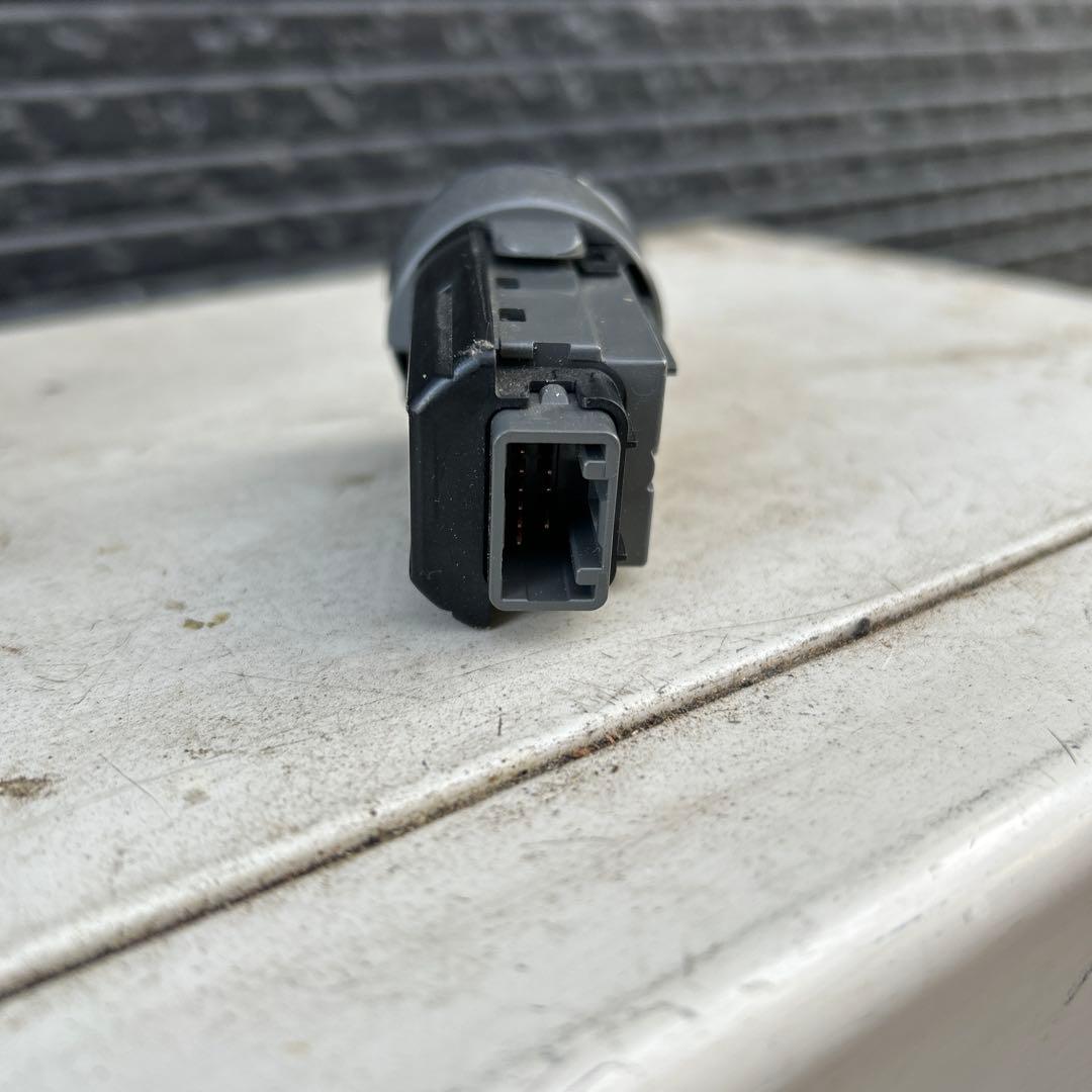 プリウス30前期4点