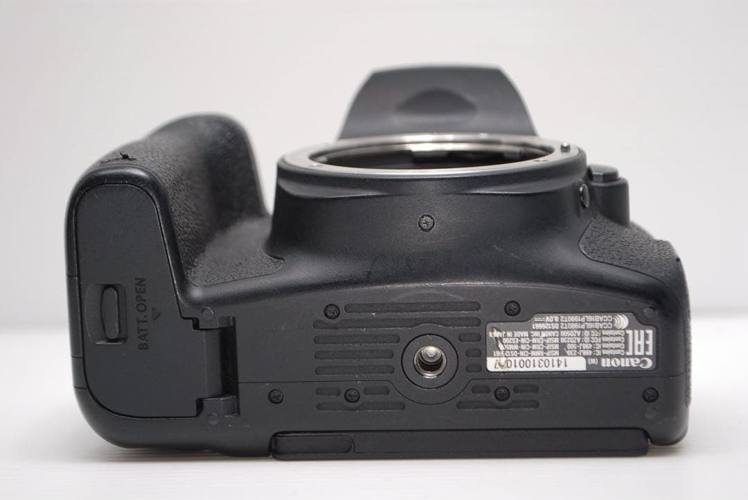 ❤️スポーツ観戦や旅行に❤️Canon kiss X9i 最強カメラ 極美品