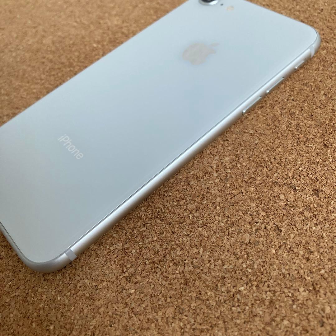 3894【早い者勝ち】電池新品☆iPhone8 64GB SIMフリー☆