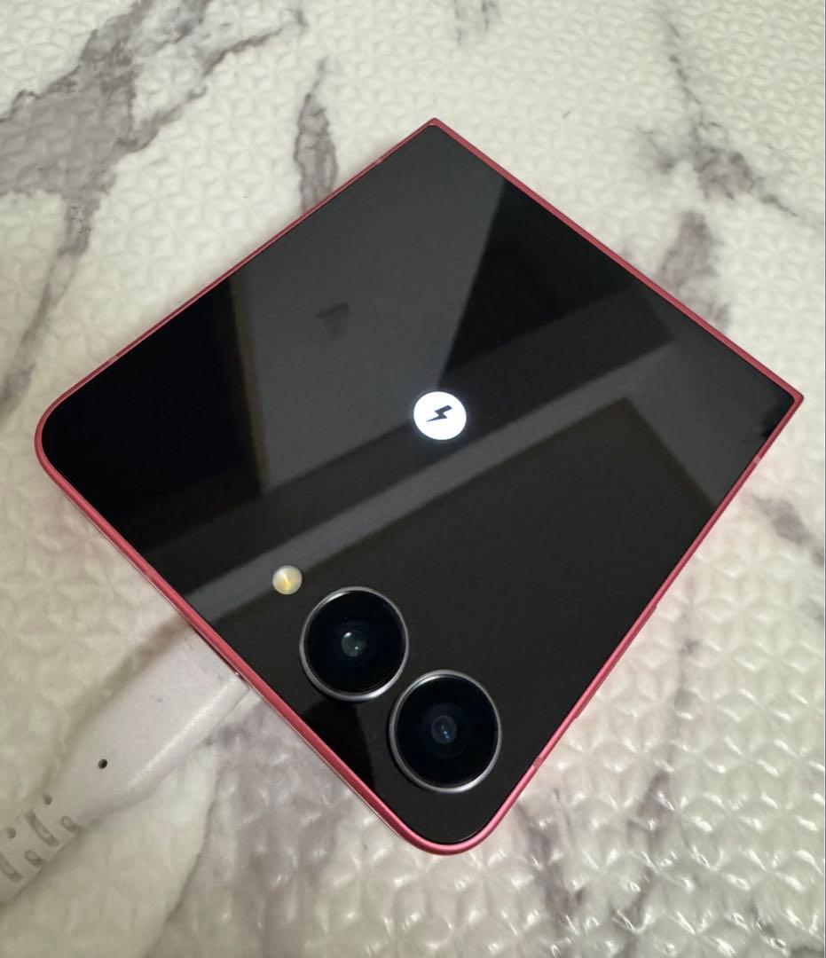 Samsung Galaxy 最新 Z Flip7 本体 国内版