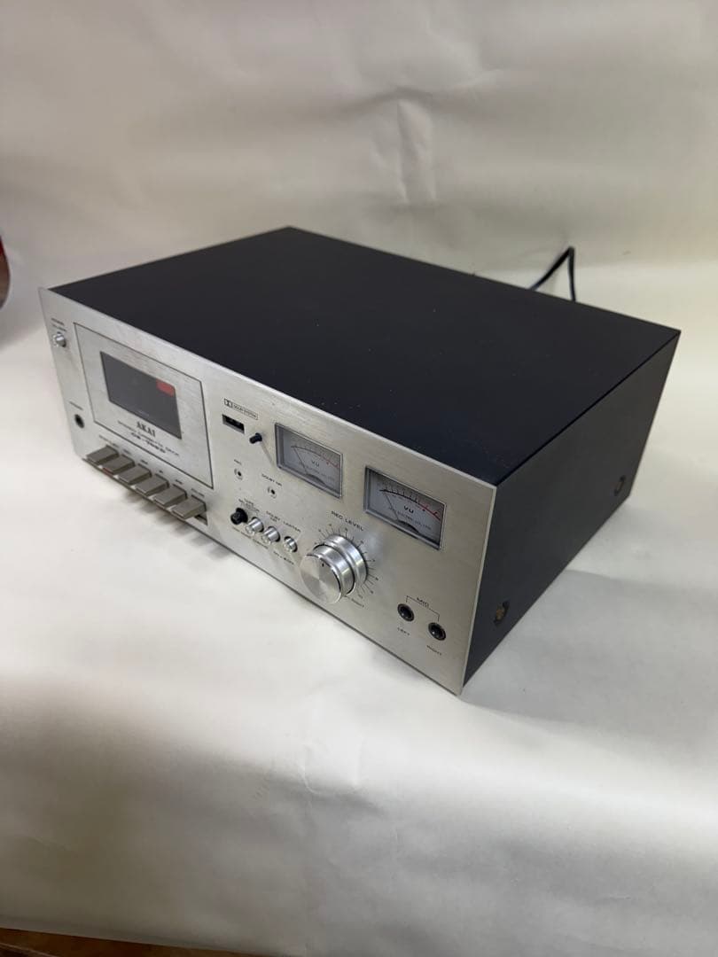 AKAI CS-702D 使用出来るかは不明。