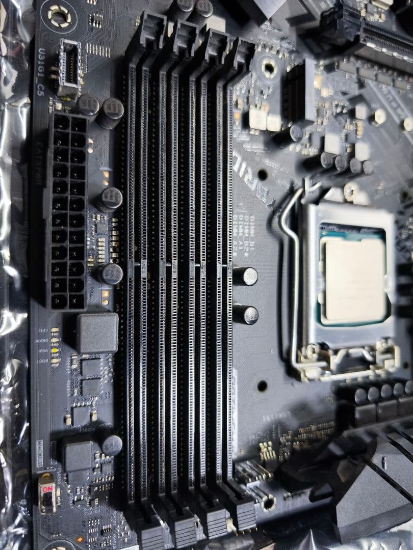 マザーボード ASUS Z390-F GAMING + Intel i5-9600K