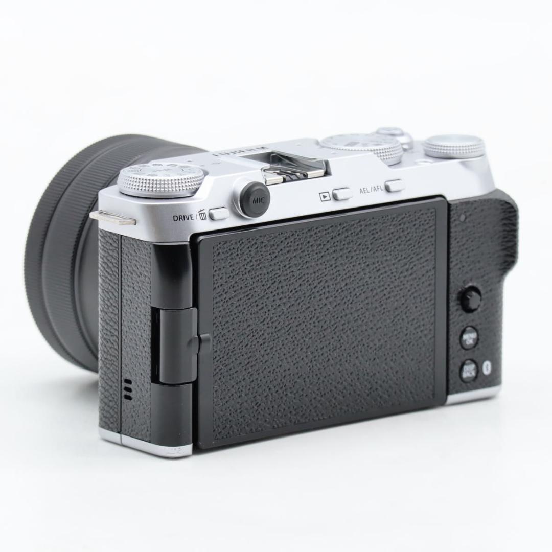 FUJIFILM X-M5 レンズキット XF15-45mm シルバー