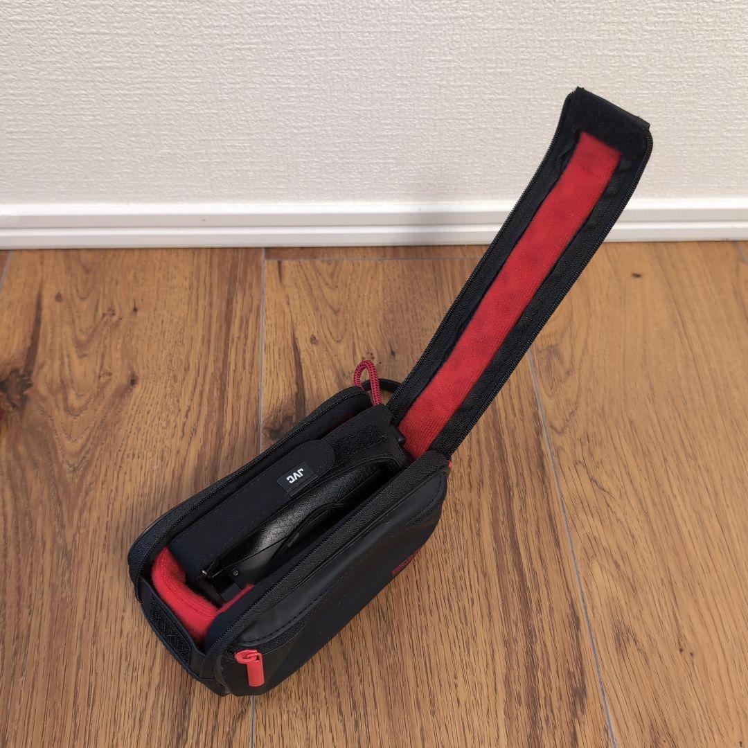 ビデオカメラ　JVC