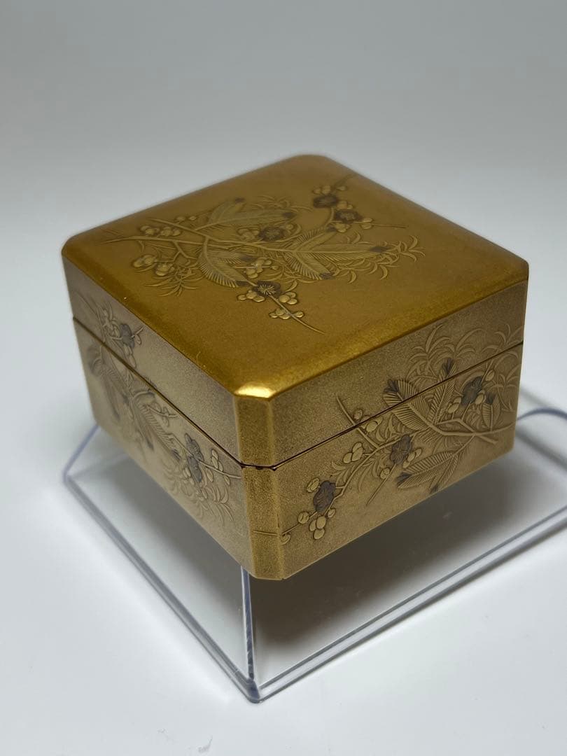 香道具 時代蒔絵 金蒔絵花草風景図香合 金地内金梨地 箱付 明治時代蒔絵　古美術