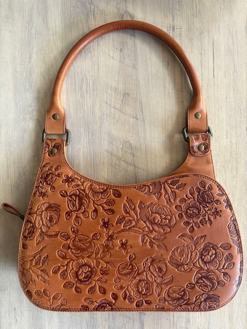 最終値下げ！ディーゼル　花柄型押し革バッグ　希少品