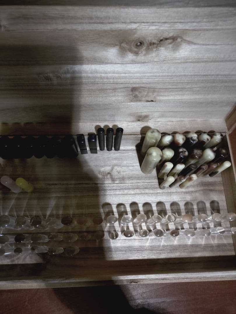 印材の山 水晶 水牛 瑪瑙石など