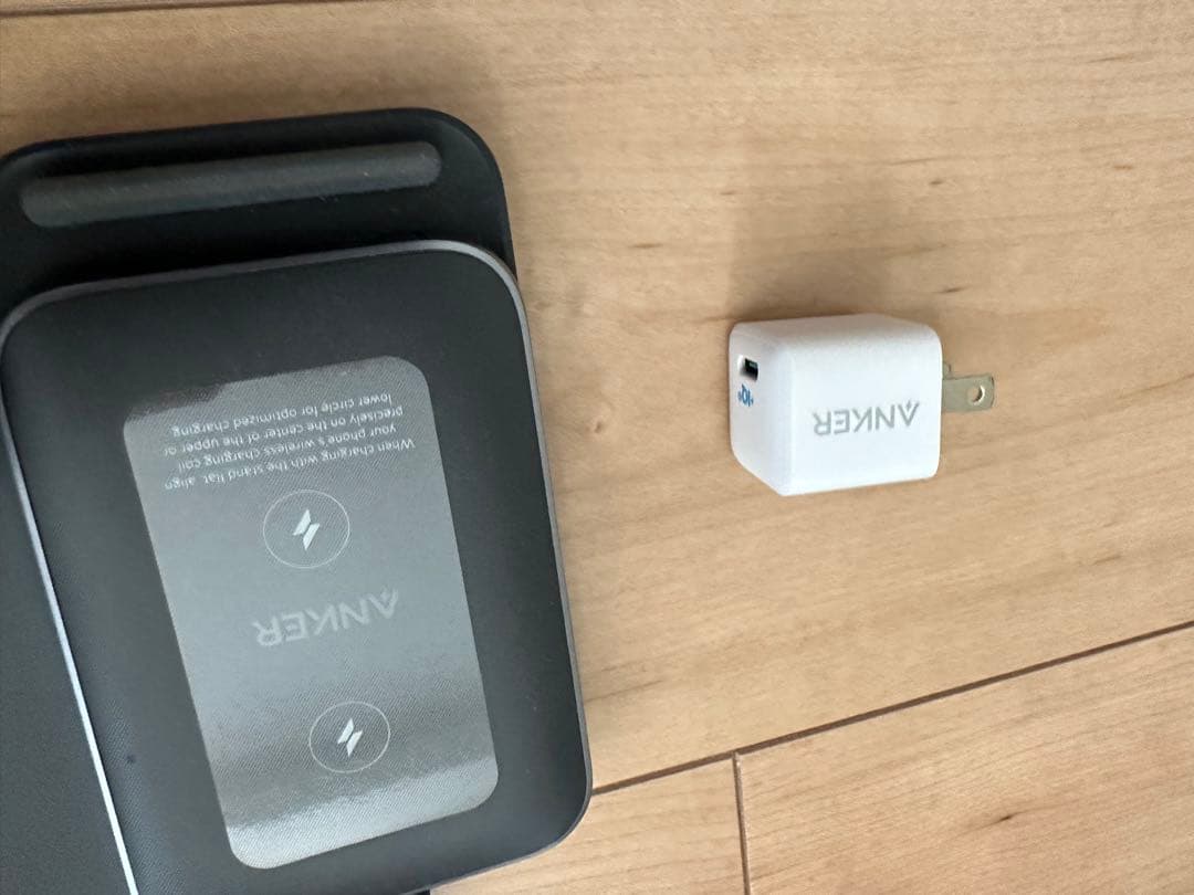 Anker 533 wireless charger 補助品付き