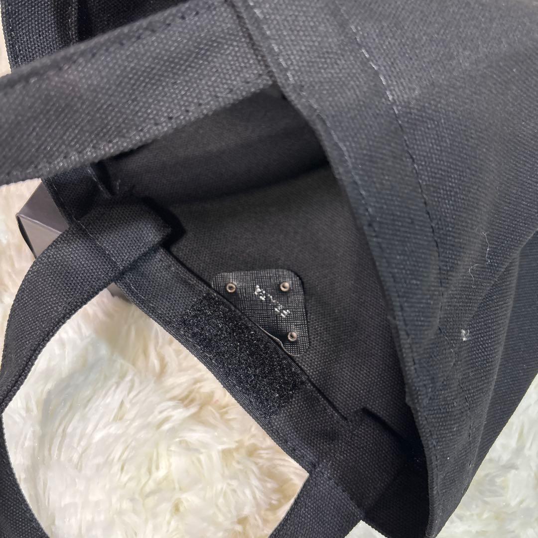 PRADA ブラック トートバッグ