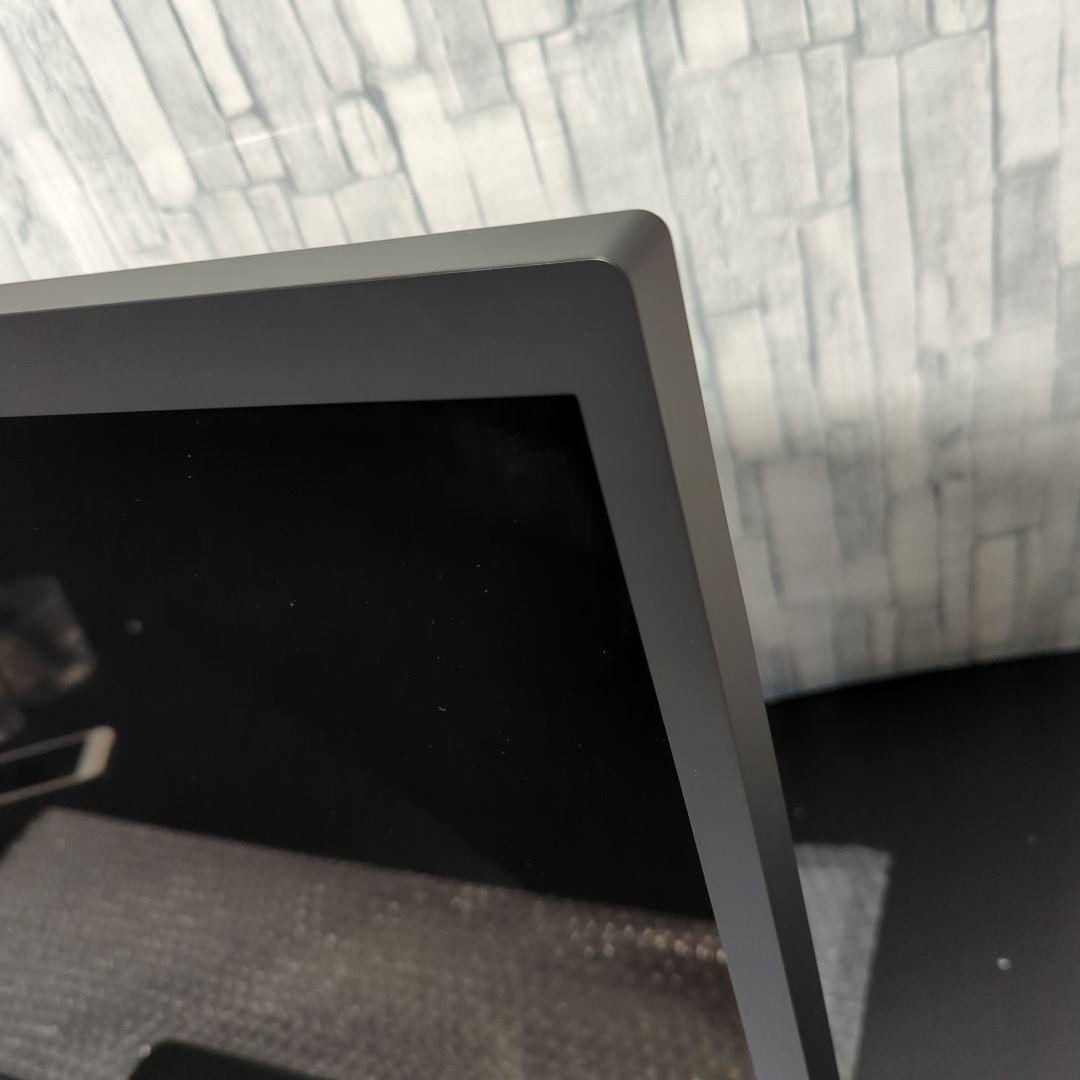 LG UltraFine 5K　MAC用モニター　27MD5KA