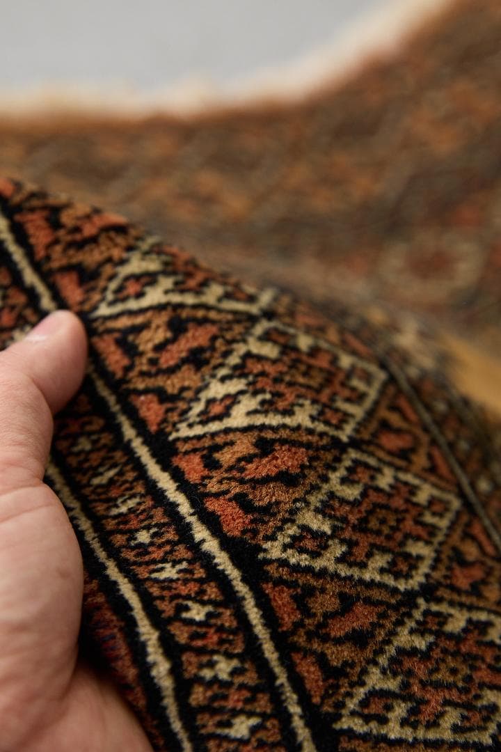 ヴィンテージラグ　トライバルラグ　パキスタン産（93×60cm）アース　黃　茶