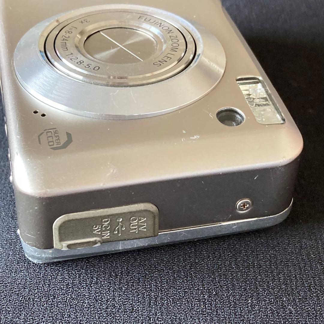 FUJIFILM finepix F30 CCDセンサー コンデジ