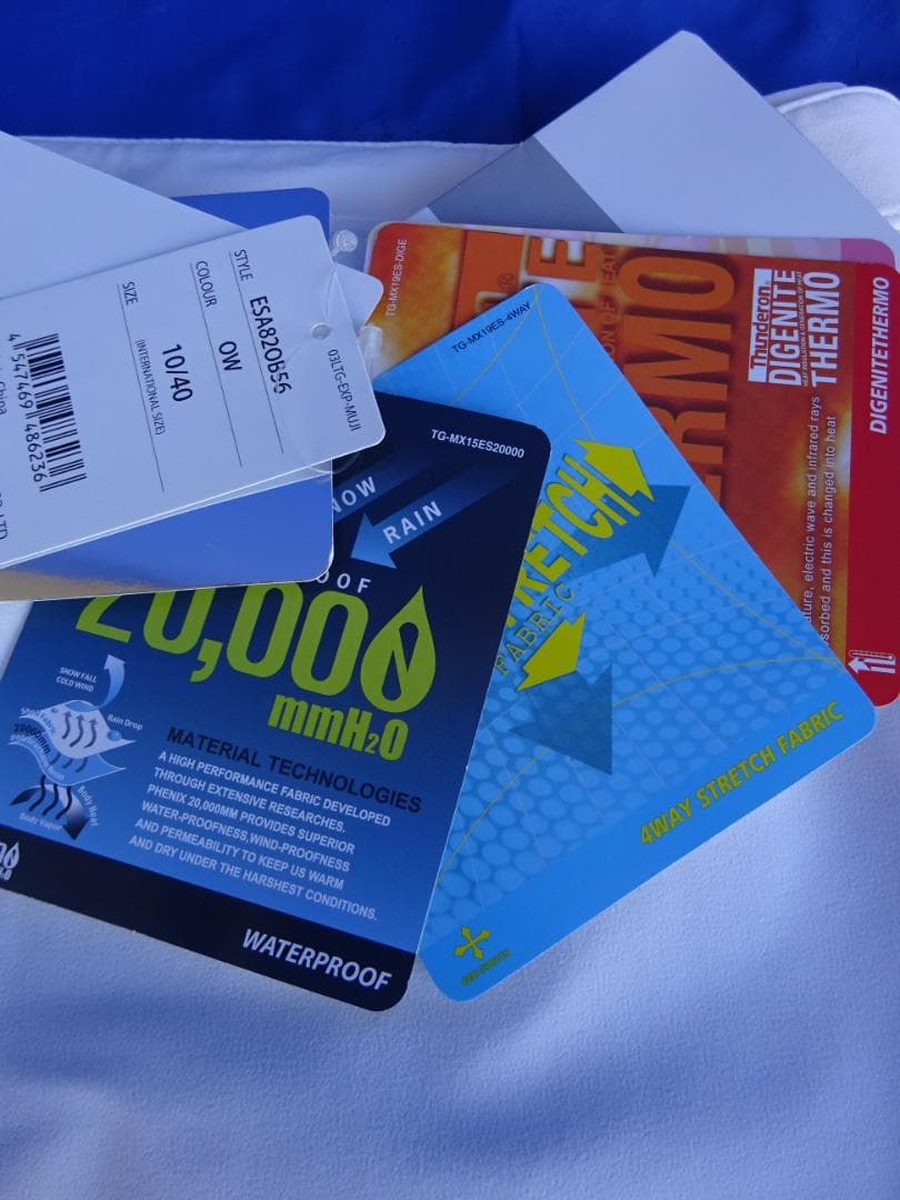 ★未使用★フェニックス レディースXLサイズ スキーウェア パンツ ホワイト白