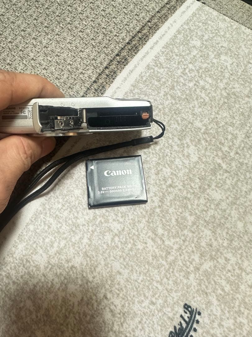 Canon IXY 180 コンパクトデジタルカメラ