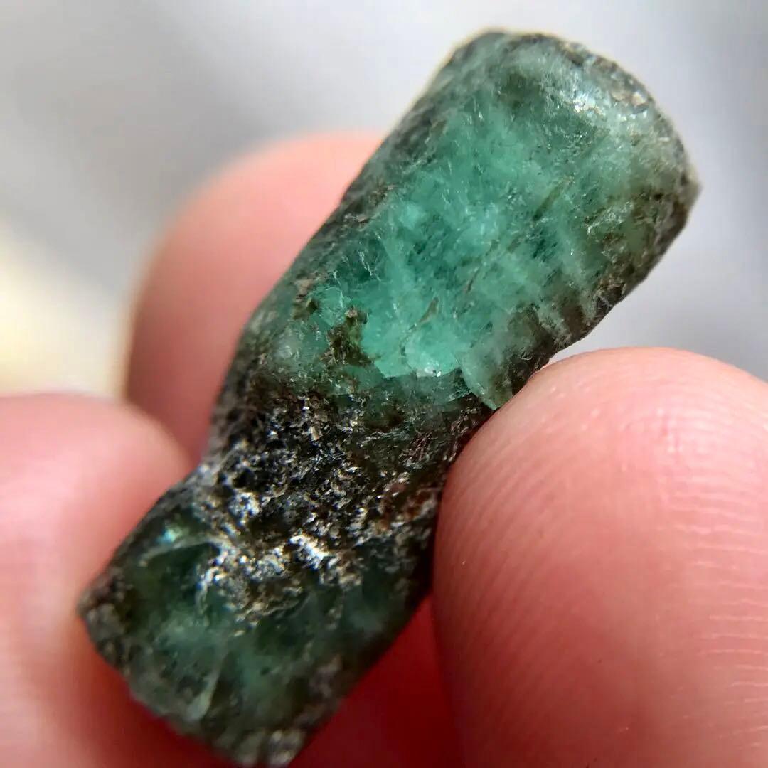 エメラルド 原石 16.45ct 天然エメラルド アフガニスタン エメラルド標本