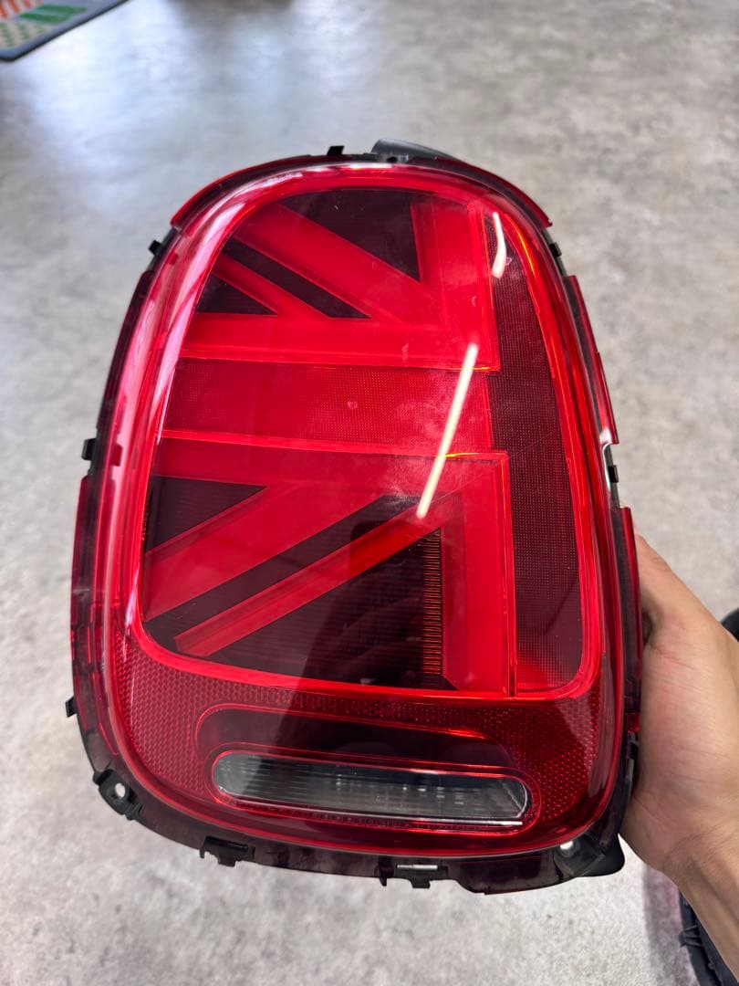 みんみ　F56 MINI ミニ　純正ユニオンジャックテールランプ