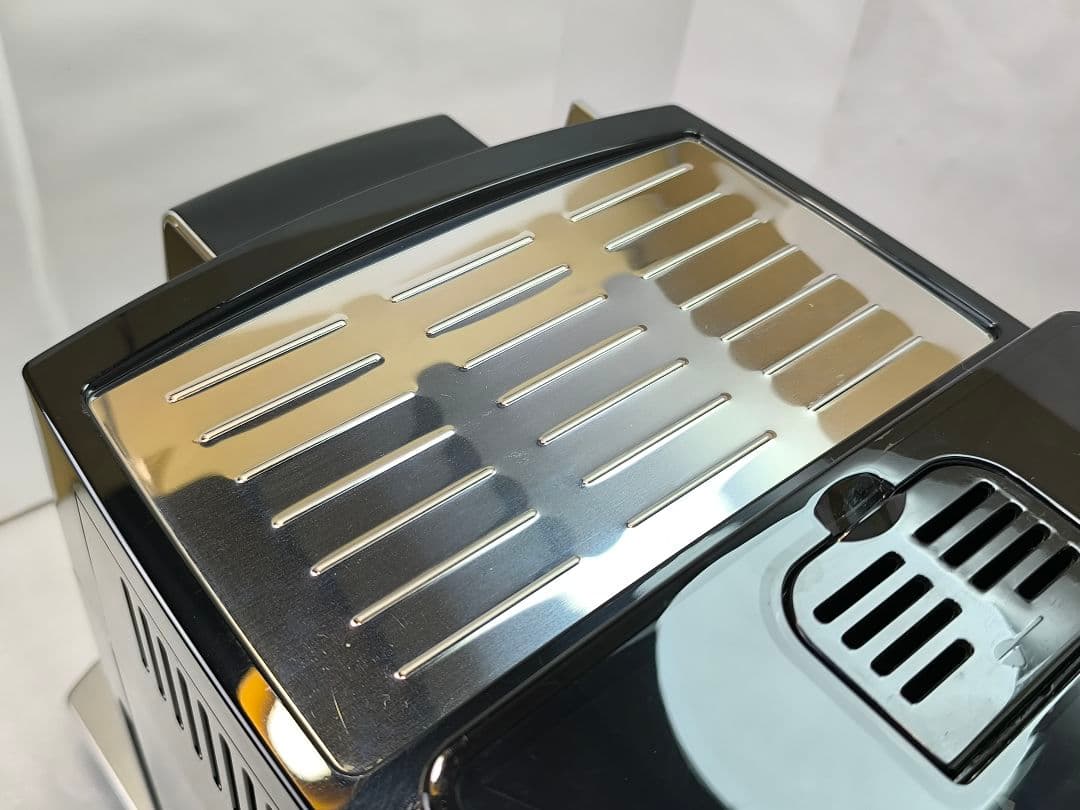 デロンギマグニフィカS コンパクト全自動コーヒーマシン ECAM23120B 2