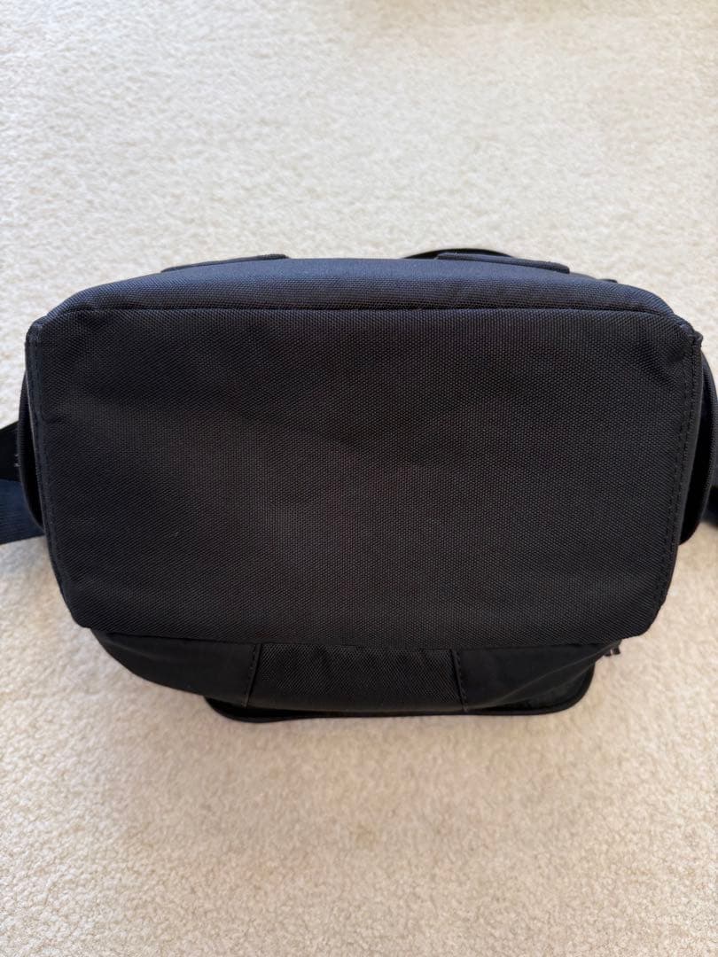 デジタルビデオカメラ　CANON iVIS HF G20＋付属品＋専用バッグ