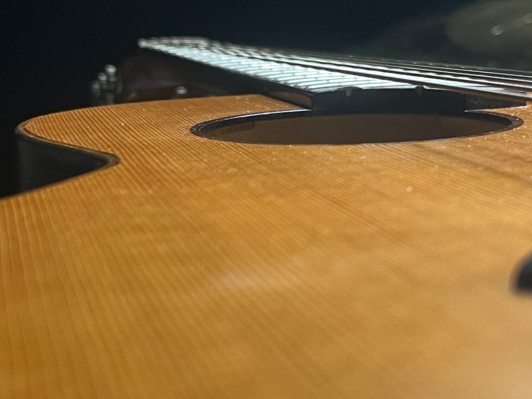 値下げです★極美品★anuenue 上位機種 ★MV114　PU・ケース付き