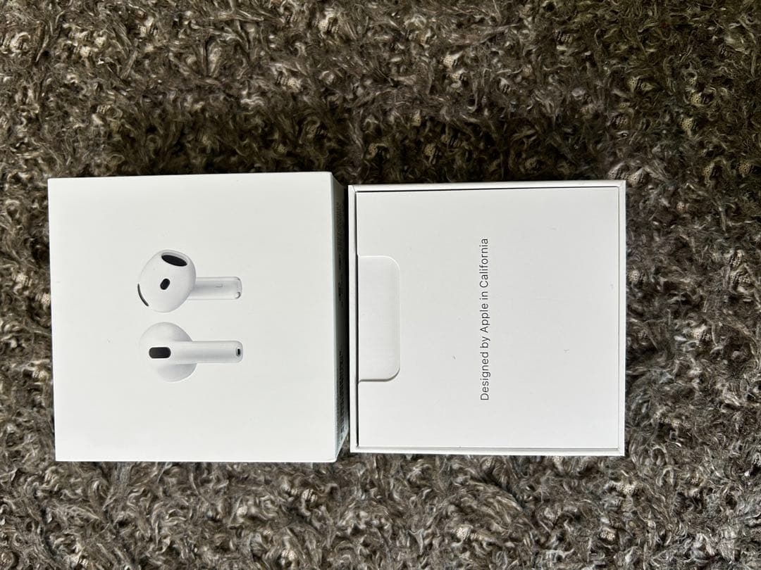 Apple AirPods 4 本体　ケース　外箱