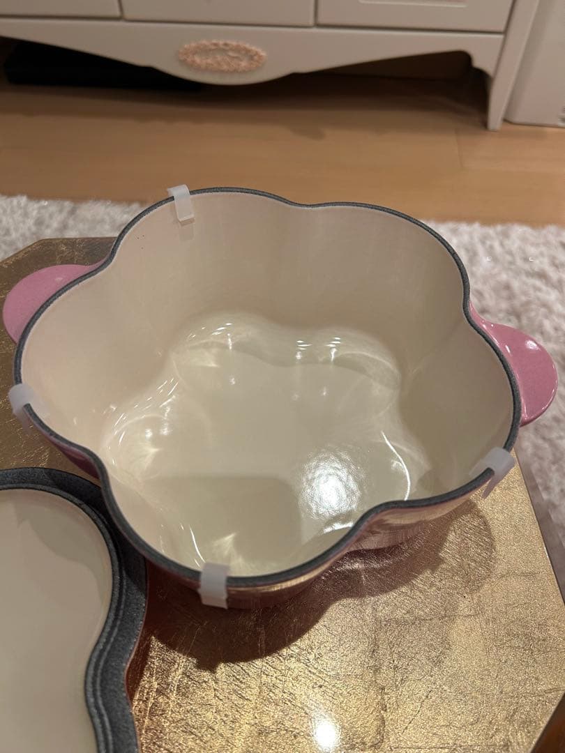 ル・クルーゼ　ブーケピンク　OMBRE PINK フラワーココット　20センチ