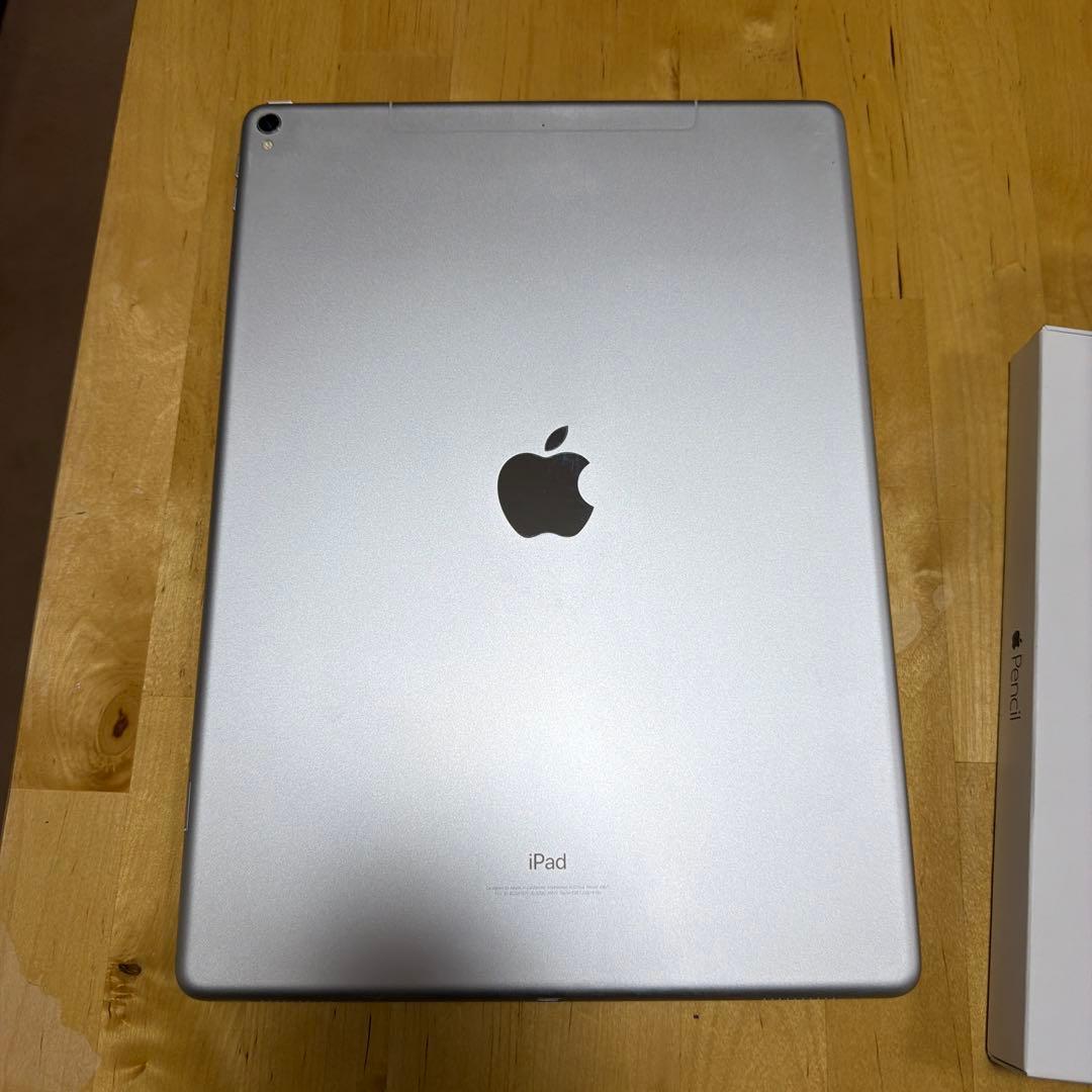 iPad本体 iPadPro12.9cellular+SmartKeyboard+pencil