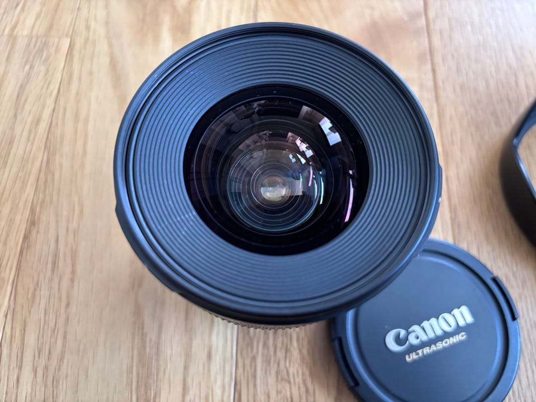 Canon EF 20mm f/2.8 ウルトラソニックレンズ