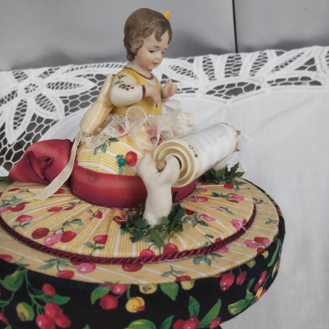 ソーイングボックス　カルトナージュ　ハーフドール