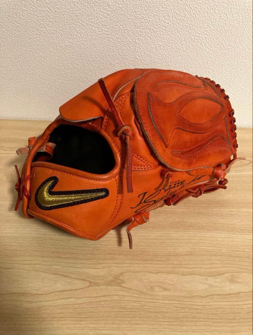 希少 Nike オレンジ グローブ 投手用 硬式