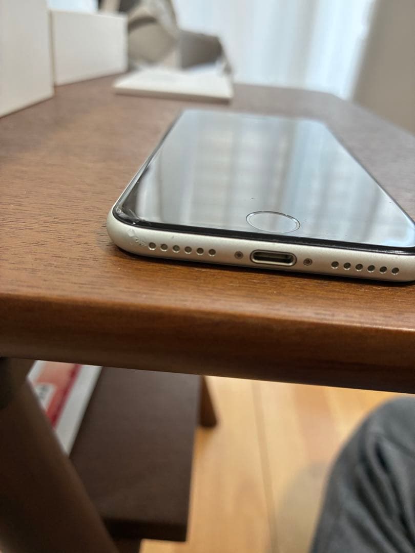 スマートフォン本体 Apple iPhone SE 128GB