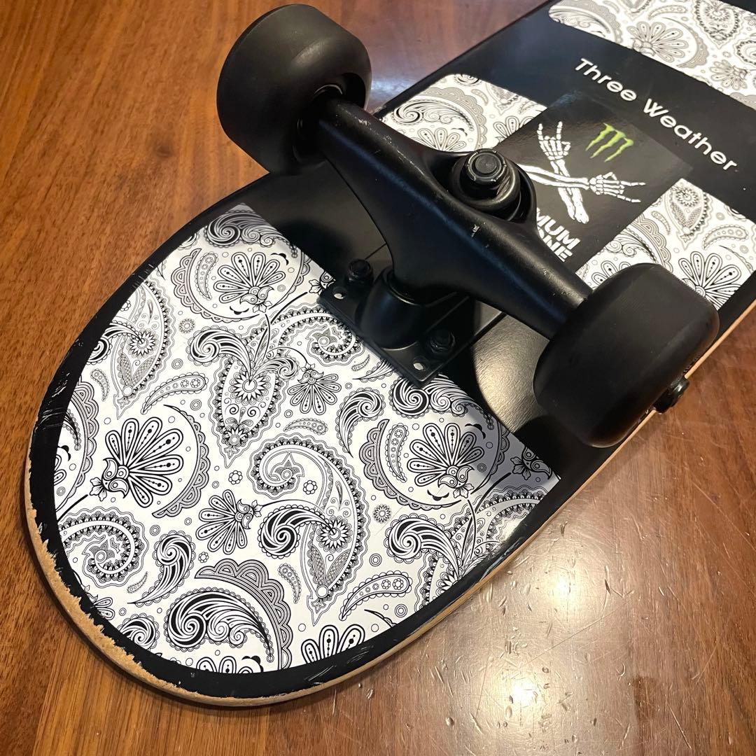 スケボー　極美品　スケートボード　コンプリート　子供用　スリーウェザー　7インチ