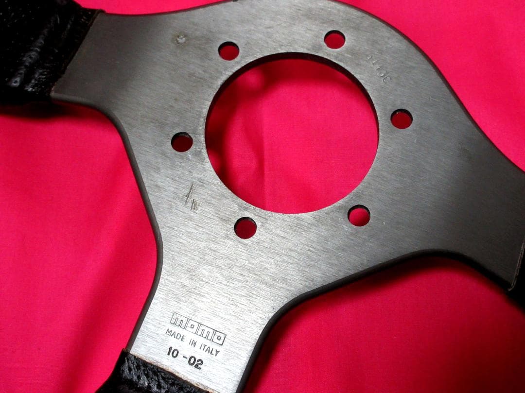 6260 正規品！MOMO FIGHTER モモ ファイター 35Φ