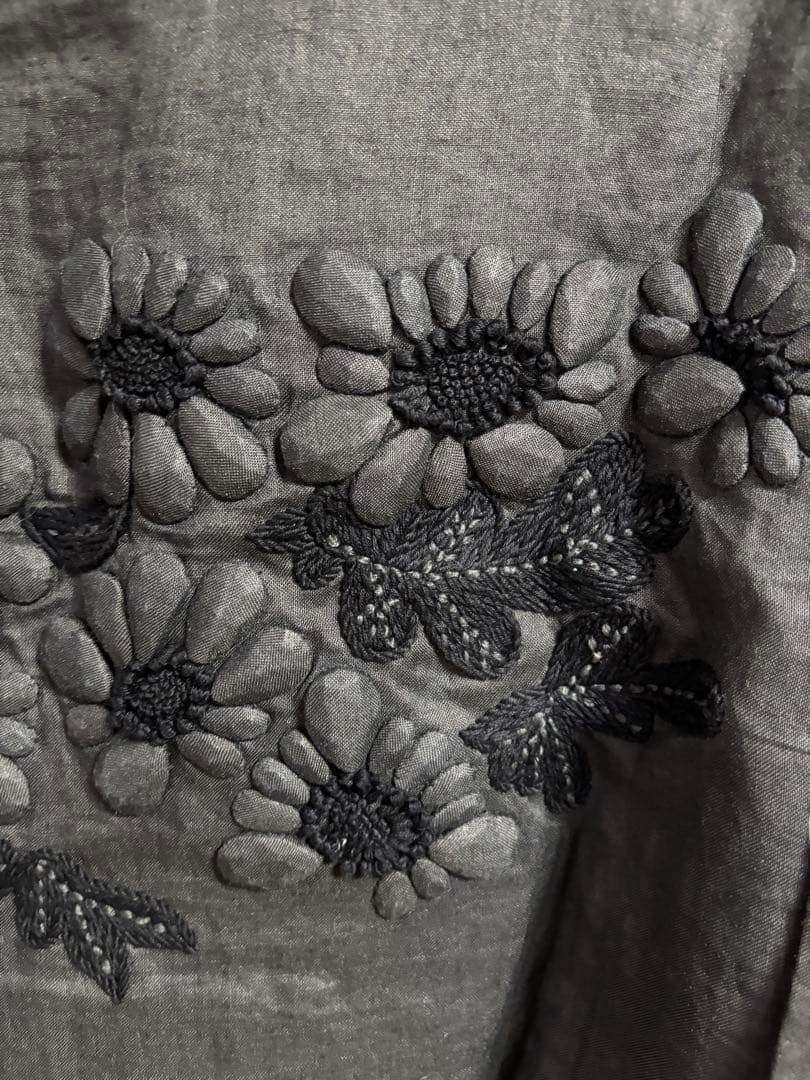 45R 歳時記花柄刺繍 長袖ブラウス