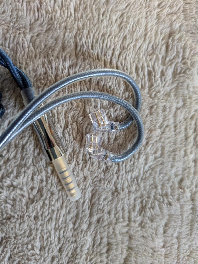 CCA / TRN イヤフォン ＋ 4.4mmバランスケーブル