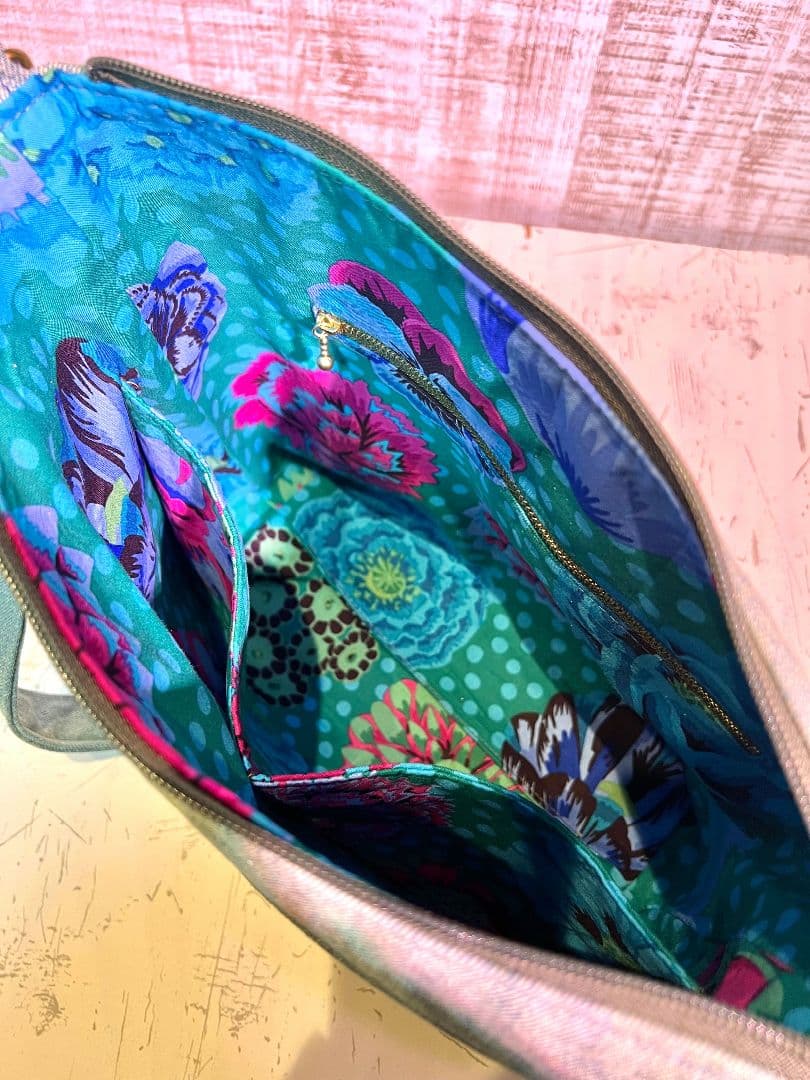 インディゴグラデデニム♡刺繍のふんわり柔らかショルダーバッグ♡フクロウちゃん